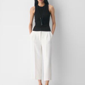 Aritzia Effortless cropped pants